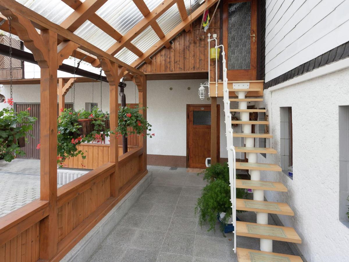 Apartment In Thuringian Forest With Garden Oberweißbach Екстериор снимка
