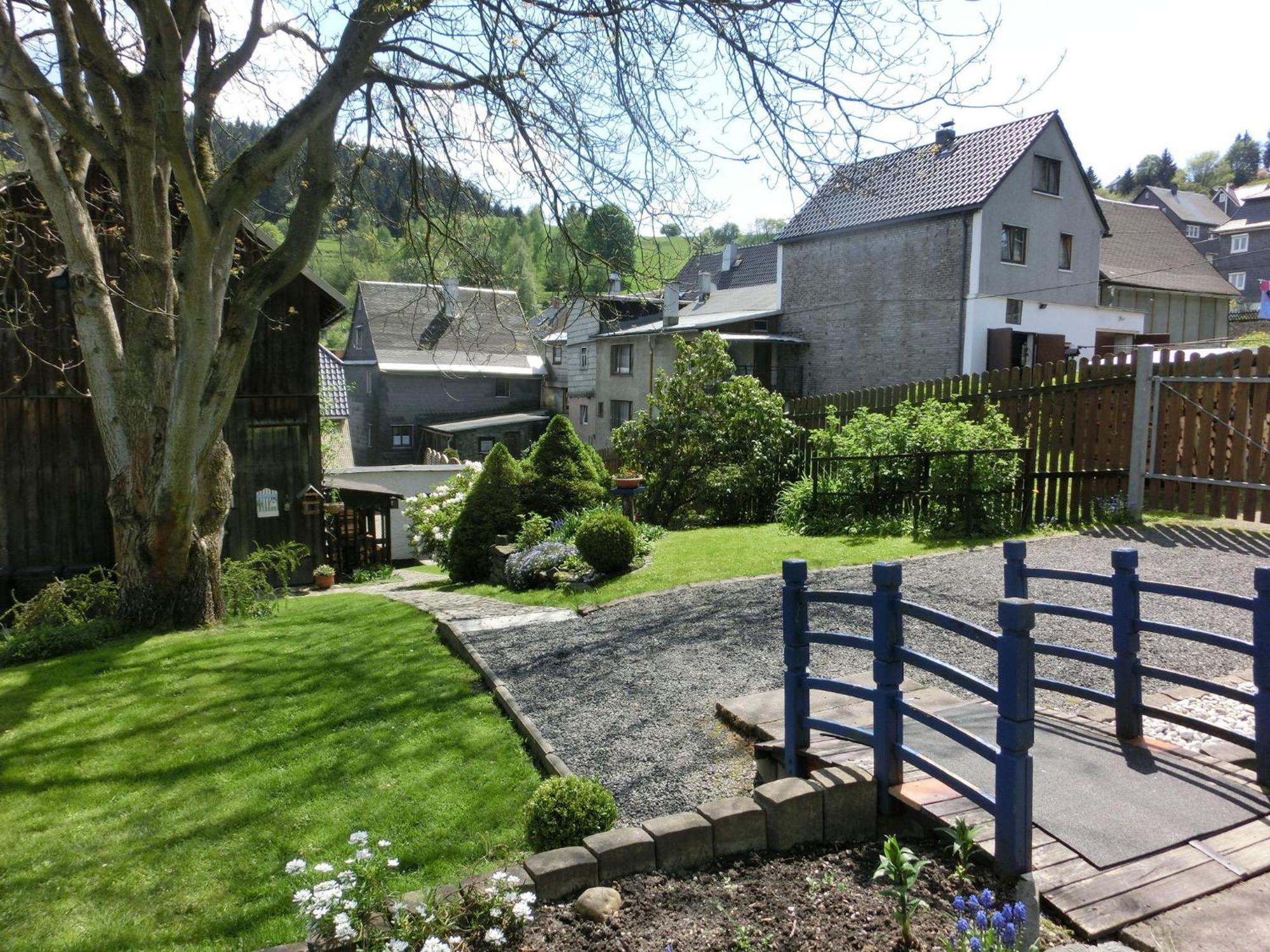 Apartment In Thuringian Forest With Garden Oberweißbach Екстериор снимка